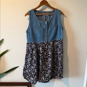 Just Class Blues Blue Denim and Floral Dress Size 8